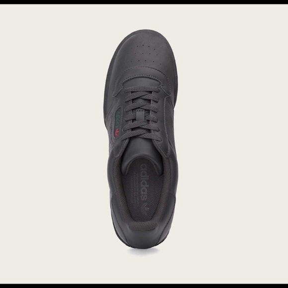 Yeezy Black Powerphase - Picture 2 of 6